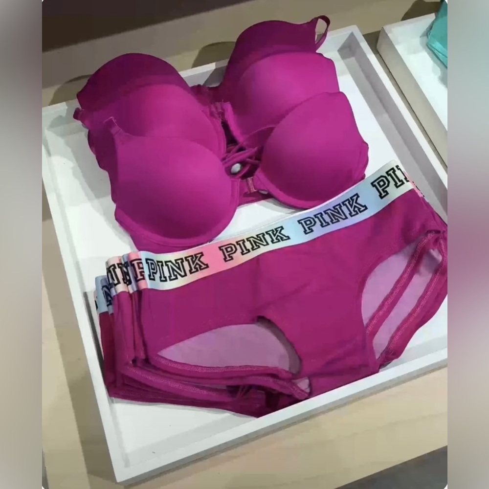 Victoria's Secret pink 
Strappy Back Push Up Bra 40B 40DD 36C &
Panty Set VS